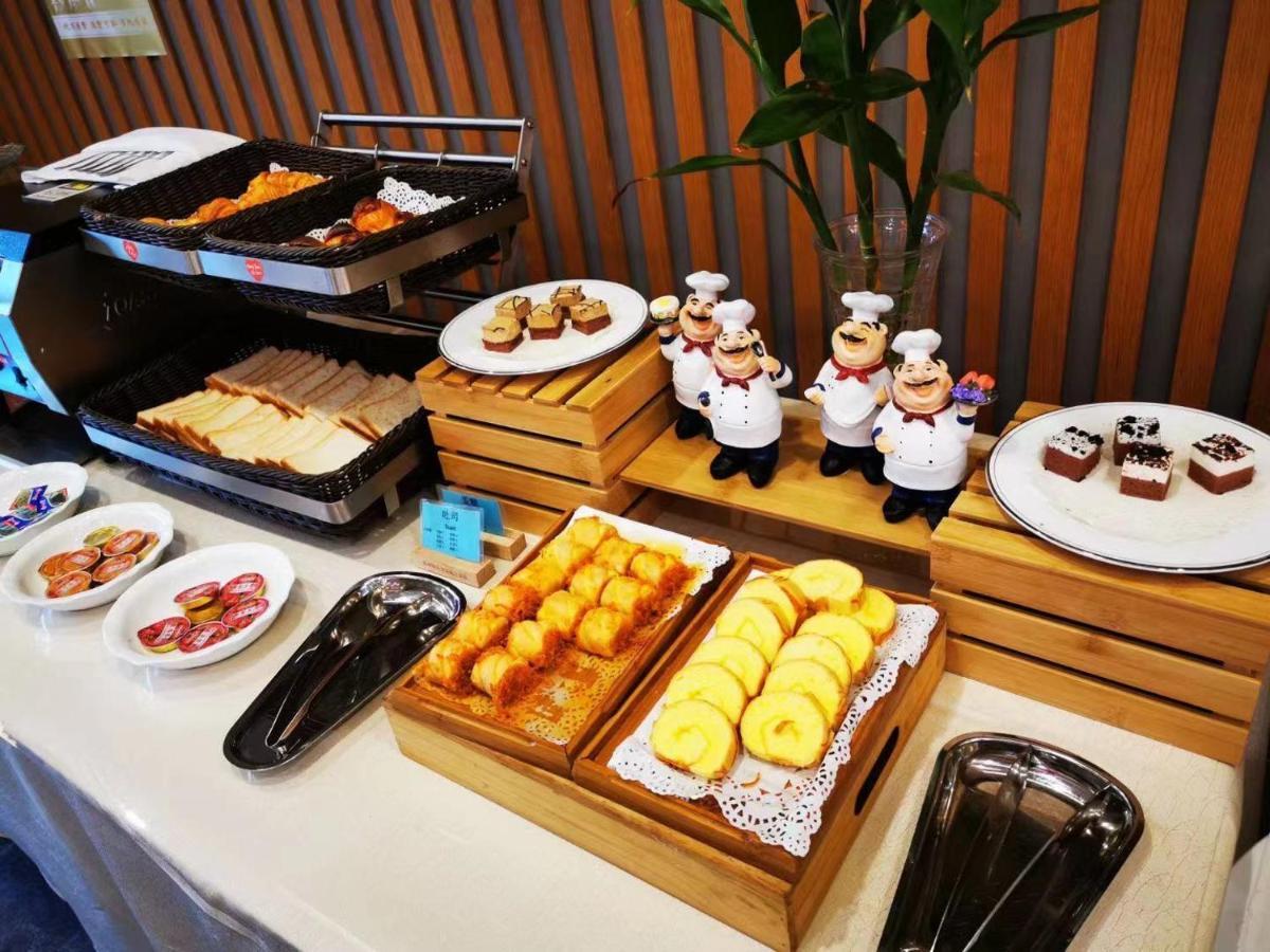 Holiday Inn Express - Wuhan Optical Valley By Ihg Eksteriør bilde