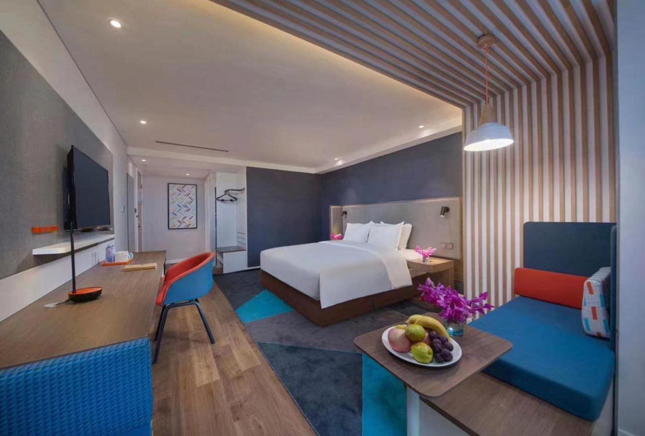 Holiday Inn Express - Wuhan Optical Valley By Ihg Eksteriør bilde