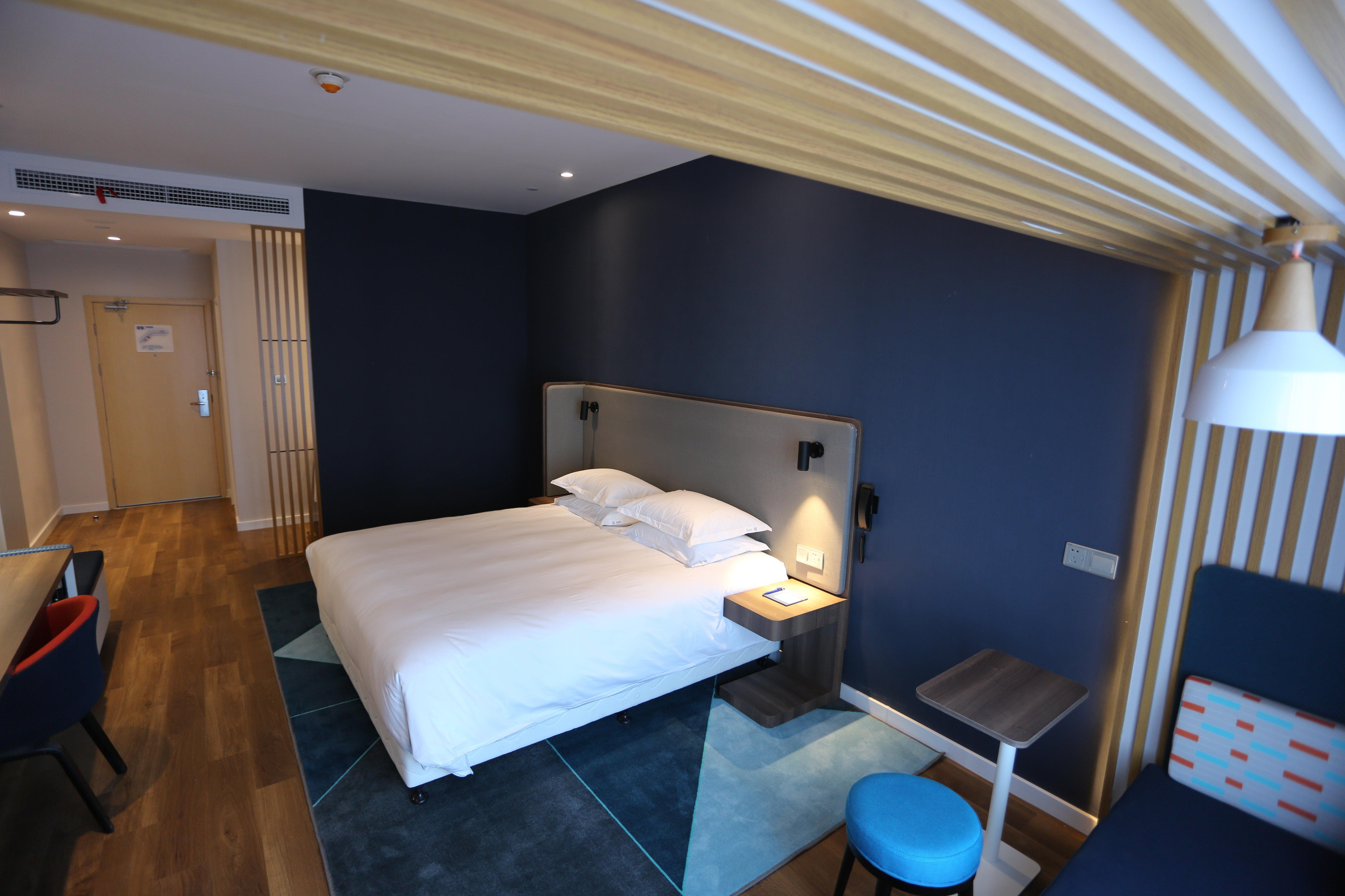 Holiday Inn Express - Wuhan Optical Valley By Ihg Eksteriør bilde