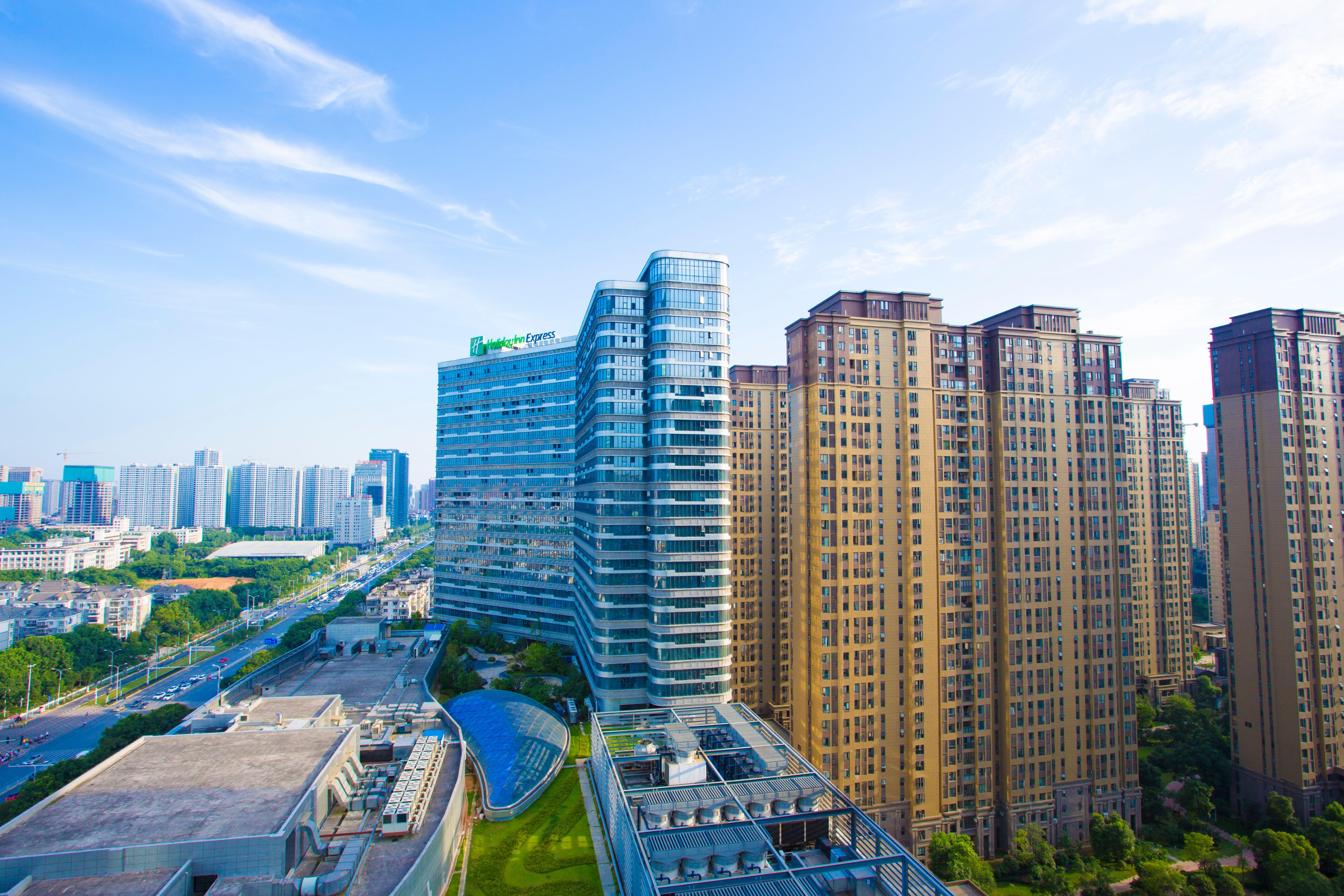 Holiday Inn Express - Wuhan Optical Valley By Ihg Eksteriør bilde