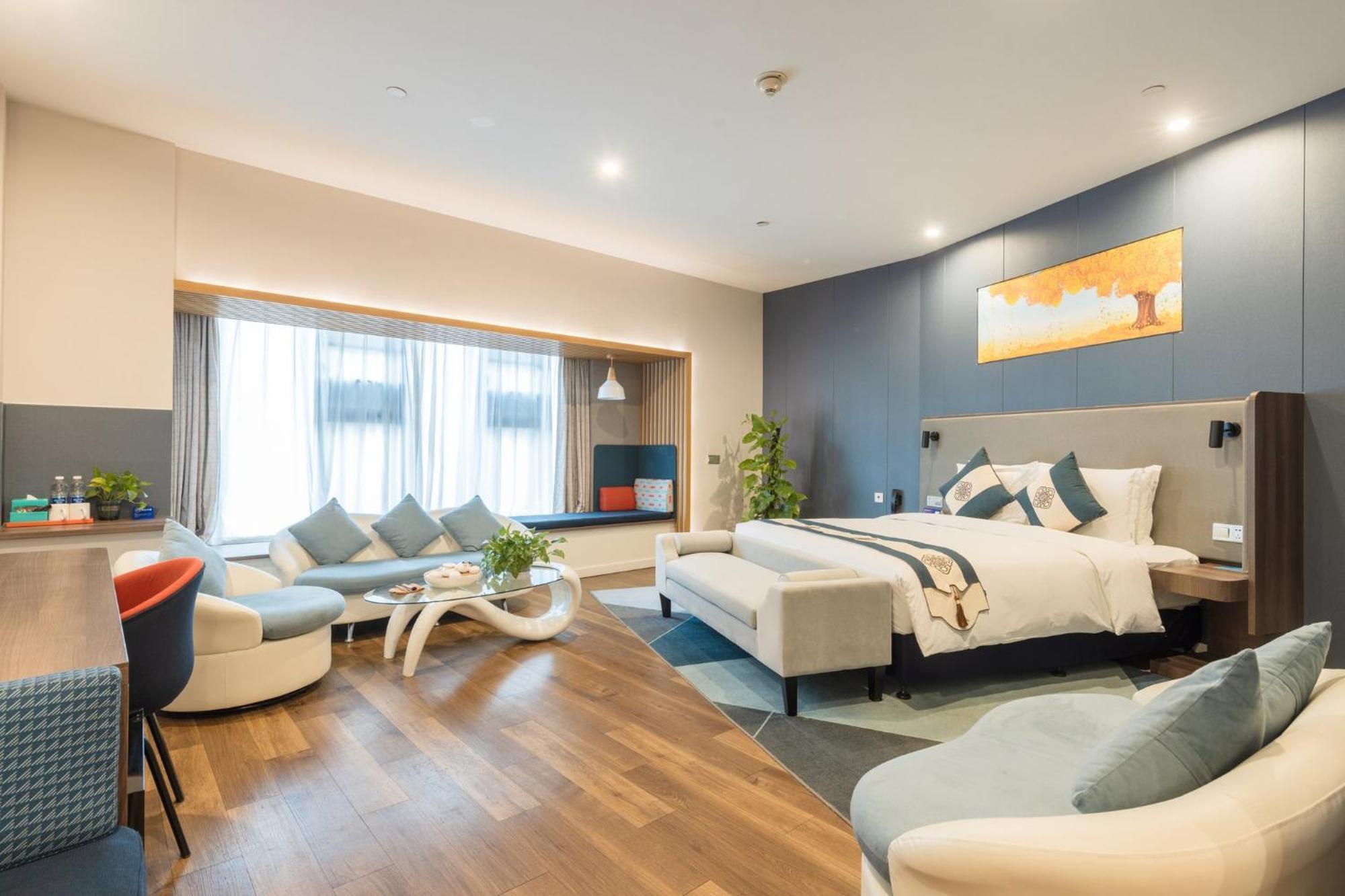 Holiday Inn Express - Wuhan Optical Valley By Ihg Eksteriør bilde